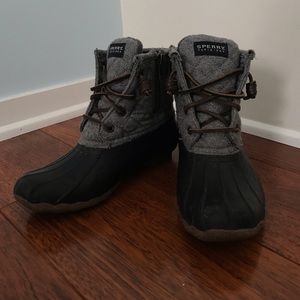 Sperry Duck Boots Size 6